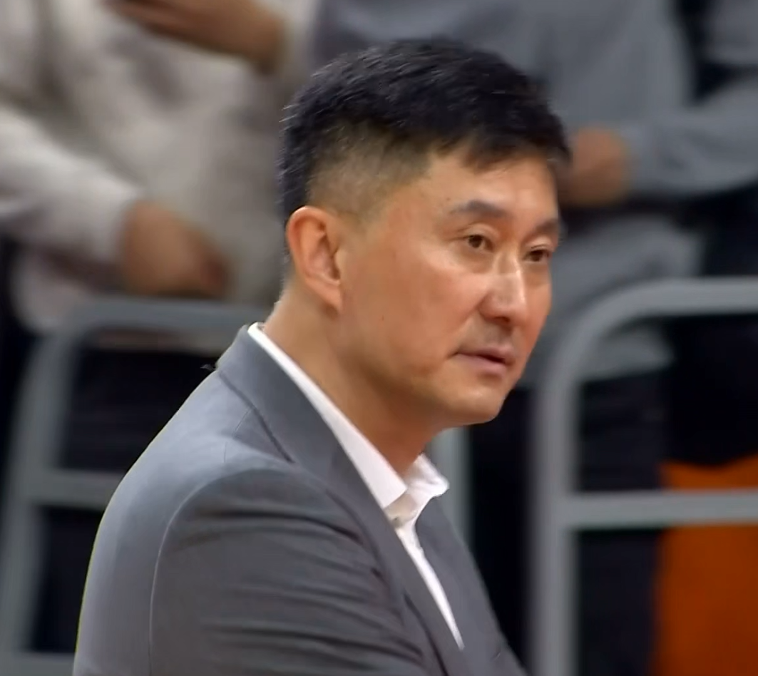 乐鱼体育在线登陆-徐杰0分崔永熙2分！国内球员被辽篮63-18完爆！杜锋把广东带废了